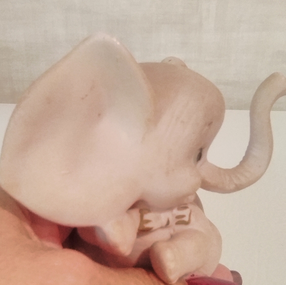 PINK ELEPHANT FIGURINE - Picture 5 of 6